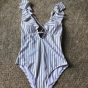 NWT Cupshe One Piece